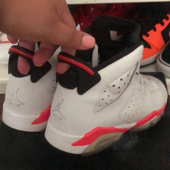 Jordan infrared 6’s - Picture 3 of 7